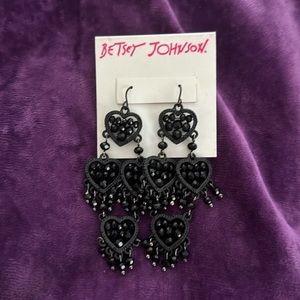 Betsy Johnson black crystal heart chandelier earrings
